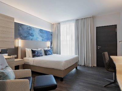 Hotel Courtyard By Marriott Munich Garching 4*