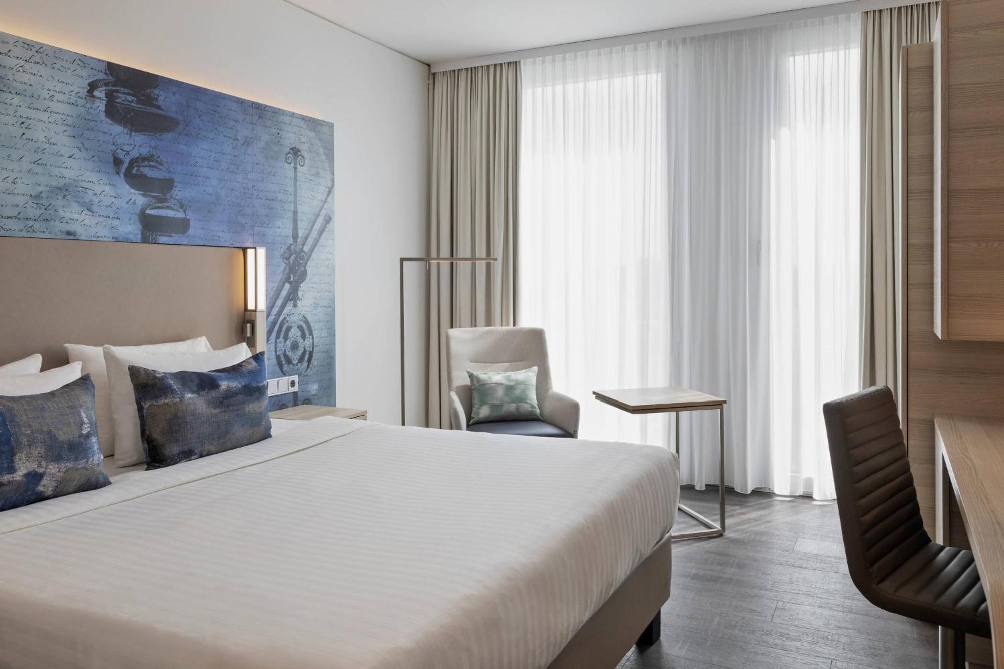 Courtyard By Marriott Munich Garching 4*